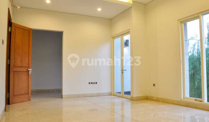 Rumah di Jual di Kawasan Elit Pondok Indah Rumah di Jual di Kawasan Elit Pondok Indah