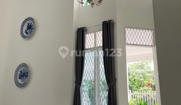 Di Jual Rumah 2 Lantai Siap Huni di Cinere