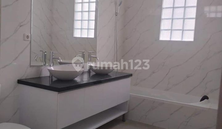 House For Rent, Kemang Area 2