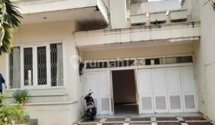 Di Jual Rumah Mewah Lebak Bulus