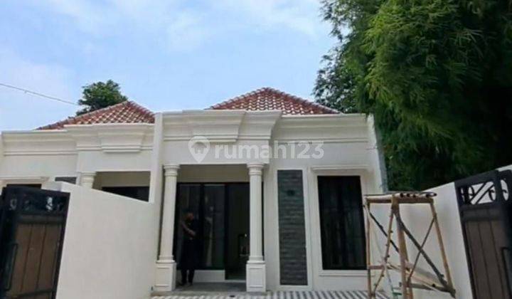 Rumah Luas 120 M2 Sangat Strategis Dekat Taman Merdeka Kota Depok 1