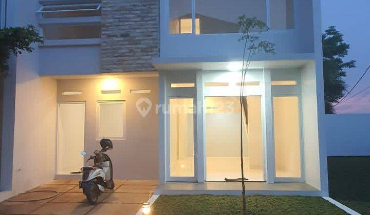 Rumah 2 lantai mewah di kav deplu larangan kreo 1