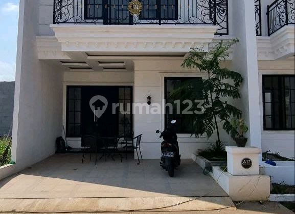 Rumah Murah 2 Lantai Nuansa Clasic Dekat Universitas Indonesia Dan Tol Kukusan