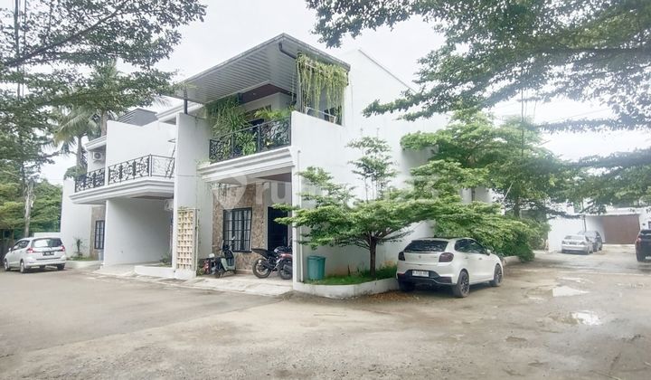 Classic 2-Story House 700 Million in Cimanggis Near Main Road, Close to Toll Road, Near Harjamukti LRT