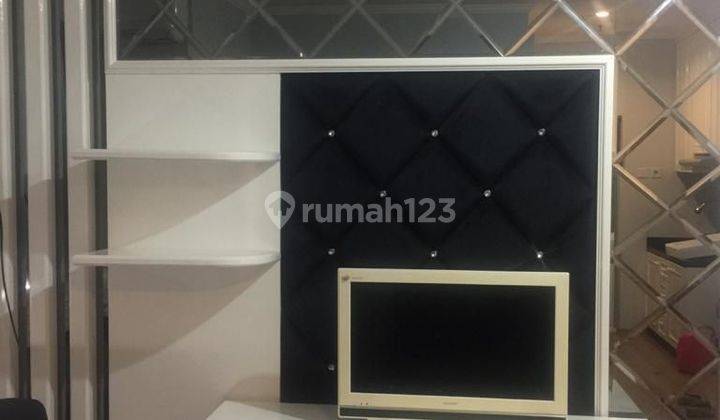 Dijual Cepat Unit Apartemen Full Furnish Costum di Cijantung Jakarta Timur Pinggir Jalan raya Dan Dekat Tol 1