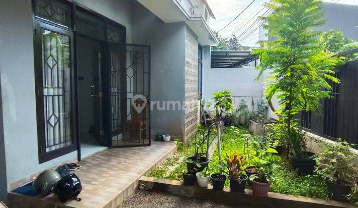 Rumah Bagus Semi Furnished di Kota Bekasi 2