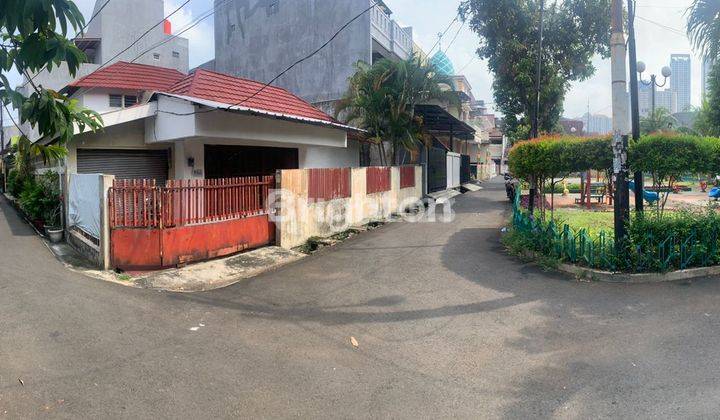 Rumah 2 lantai Tanjung Duren Selatan Jakarta Barat 1