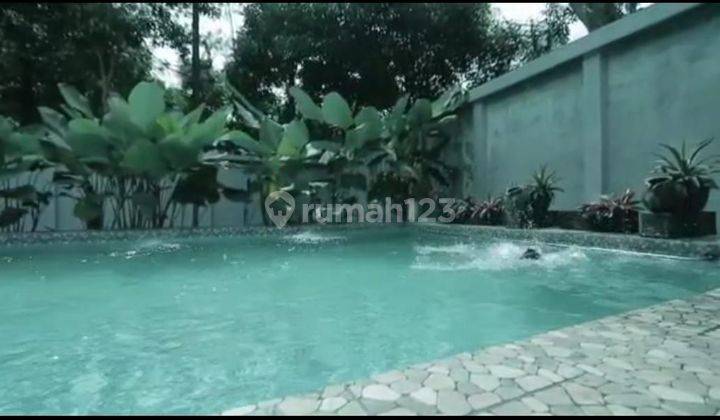 Vila Trinity bisa disewakan, taman luas, private pool 2