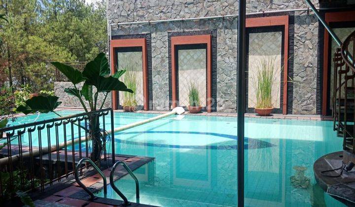 Villa di Jalan cipaku SHM Bagus 2 Lantai modern 2