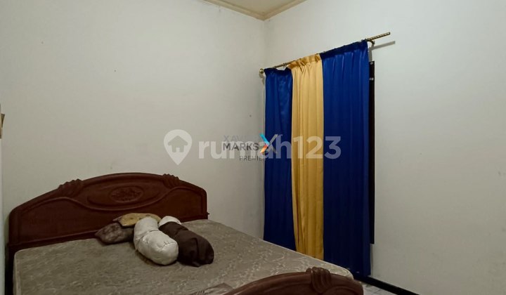 Semi-Furnished House on Bunga-Bunga Street, Lowokwaru, Malang Semi-Furnished House on Bunga-Bunga Street, Lowokwaru, Malang