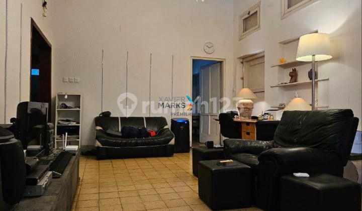 Classic House on Jalan Tangkuban Perahu, Klojen, Malang City 2