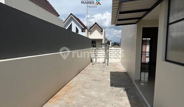 Rumah Baru Modern Semi Furnished di Jalan Ikan-Ikan Lowokwaru Malang 2