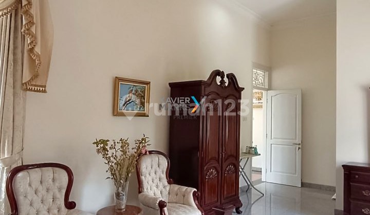 Well-Maintained Fully Furnished House in Araya Golf Cluster, Malang City 2