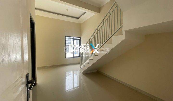 Rumah 2 Lantai Di Casa Lavenia Mulyorejo Sukun Malang(DN1686) 2