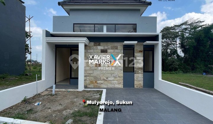 Affordable Modern Minimalist House in Mulyorejo, Sukun, Malang City Affordable Modern Minimalist House in Mulyorejo, Sukun, Malang City