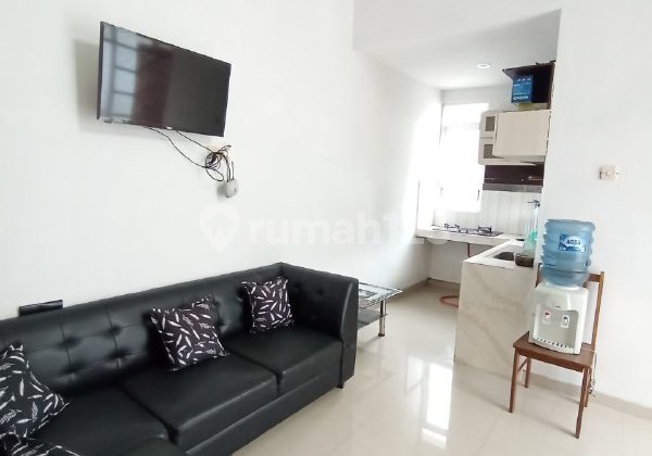 Villa Furnished Ready to Live In and Nice in Junrejo Villa Cluster, Batu City 2