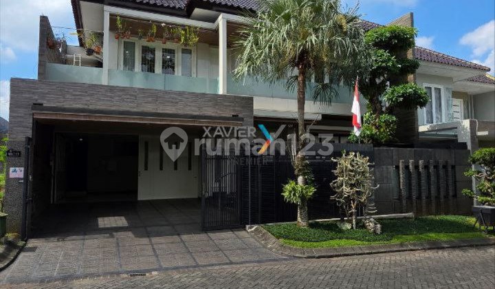 Rumah Premium dengan Private Pool di Istana Dieng, Sukun Malang