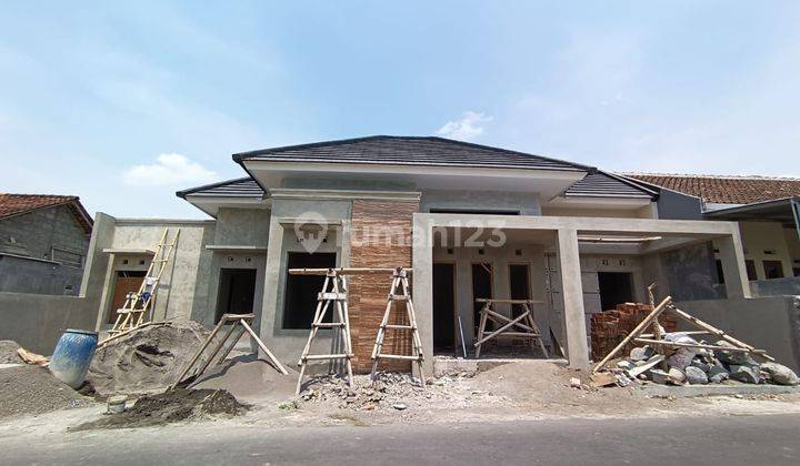 Rumah Baru Limasan Mangku Jalan Aspal di Jl Sambiroto Sleman 1