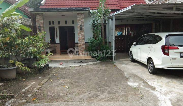 Dijual Rumah 4 KT 5 KM di Banguntapan, Bantul dekat Pasar Legi Kota Gede. Akses Mobil Masuu, Legalitas SHM