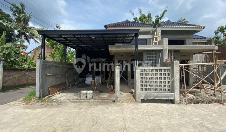 Rumah Modern Cluster Dekat Rs Atturots Jl Godean-Seyegan 600 Jutaan