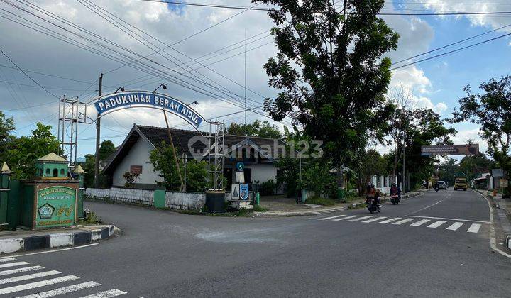 Rumah Modern Dekat Pusat Kota Jogja Diutara Terminal Jombor 2