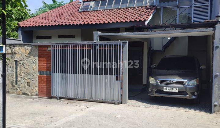 RUMAH MODERN DIJUAL – UTARA STADION MAGUWOHARJO, HANYA 800 JUTAAN 1