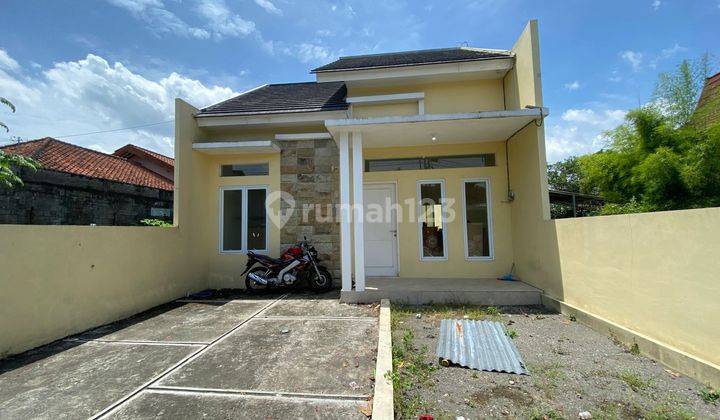 Rumah Siap Huni Tanah Luas Mangku Jalan Aspal di Jl Magelang Km 13 Sleman 1