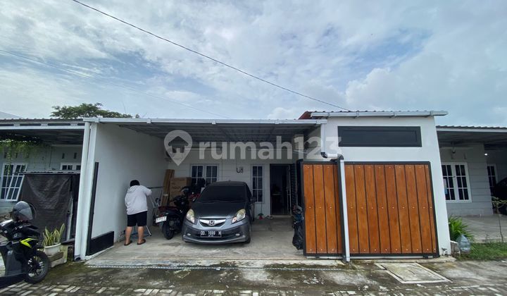 Ready-to-Occupy Modern House in The Palm 1 Housing - Klaten