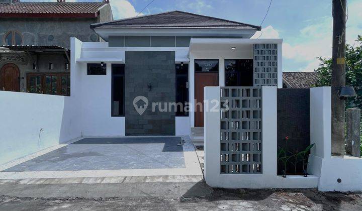 Hidup Harmonis di Rumah Siap Huni Limasan Dekat Uii Jl Kaliurang 1