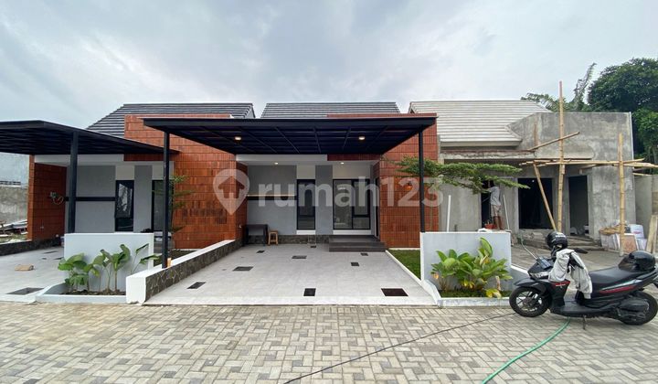 Rumah Siap Huni Dalam Cluster One Gate di Jl. Purbaya - Mlati, Sleman