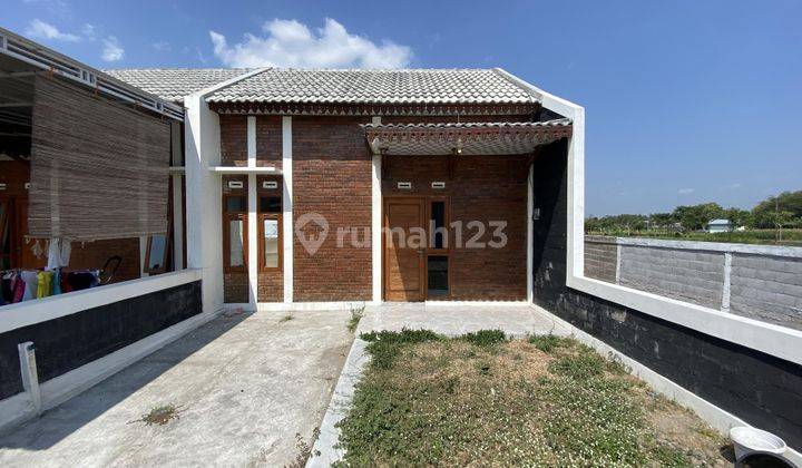 Rumah Modern Bata Ekspose 305 Jt diutara Jl Jogja-Solo 2