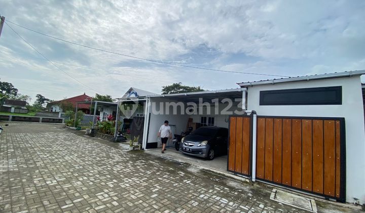 Own a Comfortable and Strategic Residence in the Developing Area of Klaten! 2