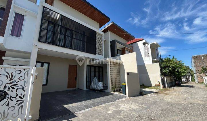 Rumah Mewah 2 Lantai Luas 100m2 Diutara Terminal Jombor 1