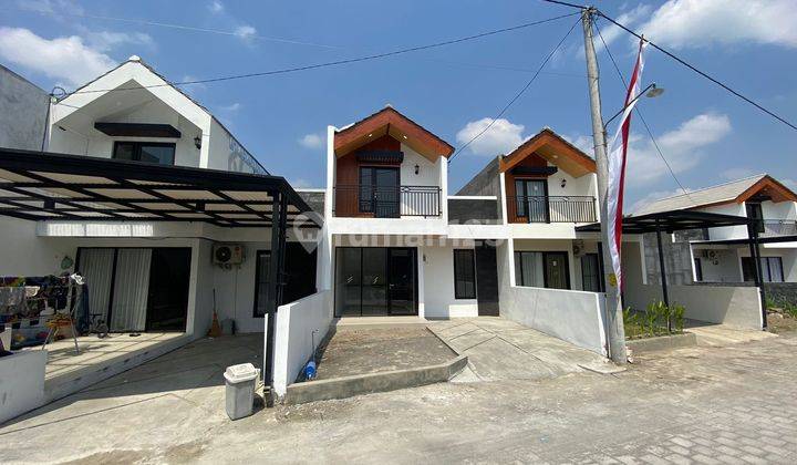 Rumah Modern Scandinavian Akses 7 Meter Dekat Candi Prambanan 2