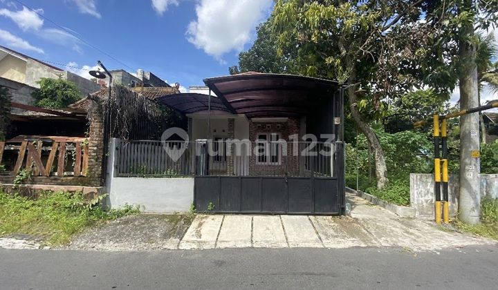 Ready-to-Occupy House with Bonus in Minomartani - North of Rs Jih and Condongcatur Terminal