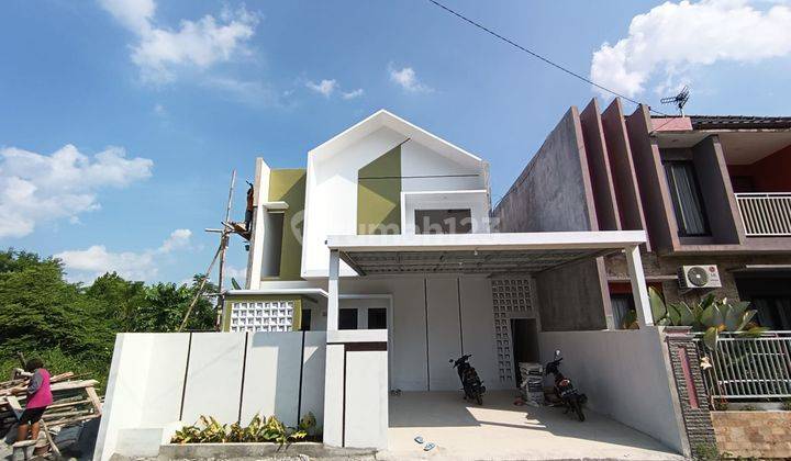 Rumah Modern 2 Lantai Dekat Pusat Kota Jogja Hanya 900 Jt an 1