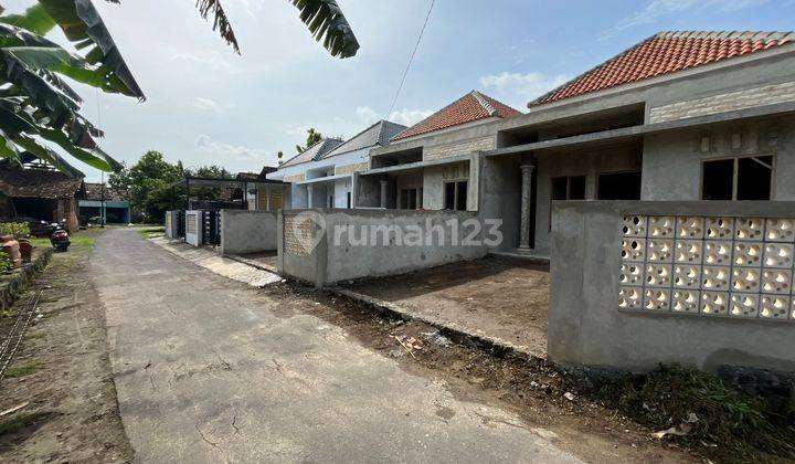 Rumah Baru Siap Huni 500 Jt-an di Jl Seyegan-Godean Siap KPR 2