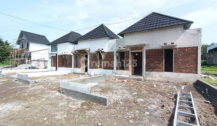 Rumah Modern Etnik 300 Jt-an diutara Candi Prambanan 1