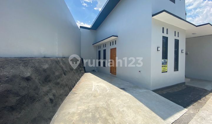 Jarang Ada! Rumah 3 Kamar Luas 115M² di Sleman Hanya 700 Jt-An Free Waterheater! 2