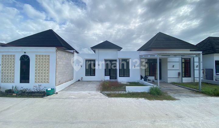 Rumah Modern Siap Huni 320 Jt Siap KPR Diutara Candi Prambanan