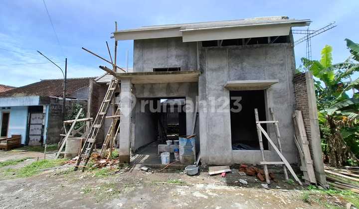 Modern 2-Story House in Tridadi Sleman - A Step Away from Sleman City Hall Mall 2