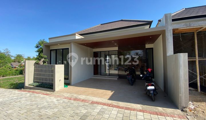 1 Unit Terakhir, Rumah Cantik Ready Dekat Pasar Stand Maguwoharjo Sleman