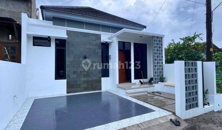 Rumah Modern Luas Dan Nyaman di Jl Kaliurang Km 12 Sleman 2