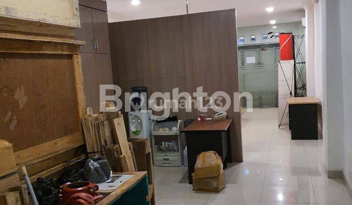 RUKO 4 lt DI MUTIARA TAMAN PALEM TERLETAK DI PINGGIR JLN  1