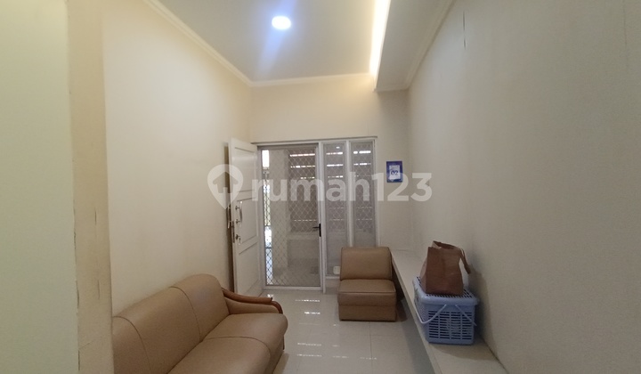 Rumah Siap Huni 2 Lt Rapi Bersih Daerah Tanjung Duren Cuma 1,5 M