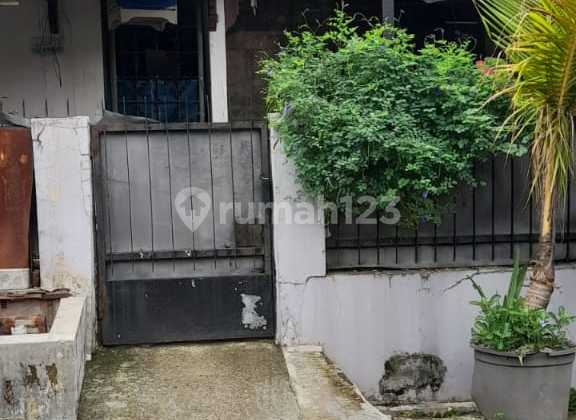 * Rumah  Hitung Tanah  Luas Tanah 102m2 Di Sekitar Kemanggisan, Jakarta Barat..* Rumah(kode Rmrg1936) 2