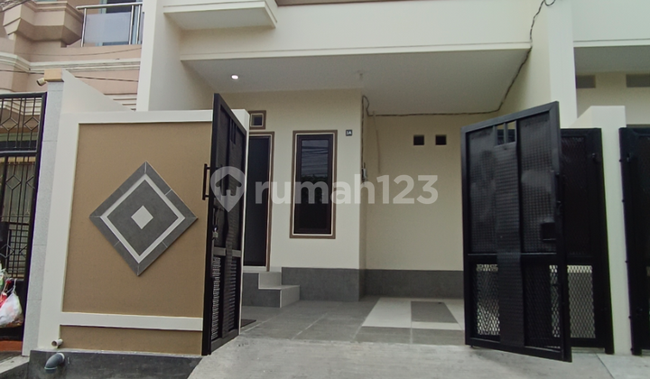 Rumah Brand New 3 Lt Duri Kepa Siap Huni Bebas Banjir 