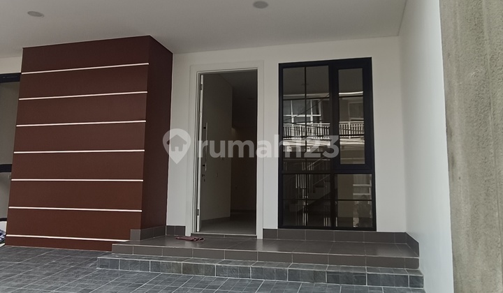 Rumah Gress Baru Daerah Greenvillefol Uaa. 2