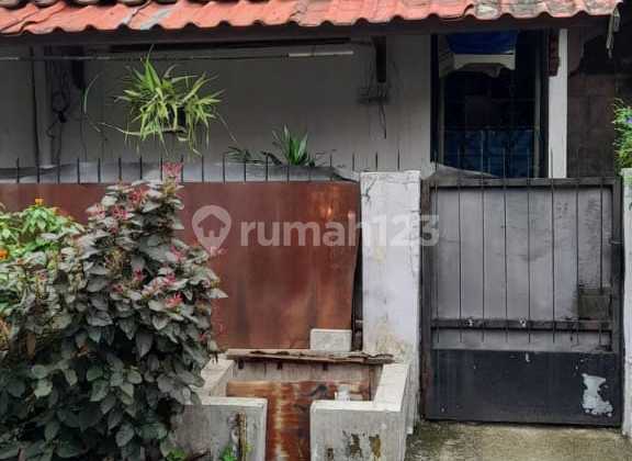 * Rumah  Hitung Tanah  Luas Tanah 102m2 Di Sekitar Kemanggisan, Jakarta Barat..* Rumah(kode Rmrg1936)