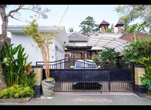 Hot List Di Jual Villa View Sawah Lokasi Sayan Ubud Gianyar  1